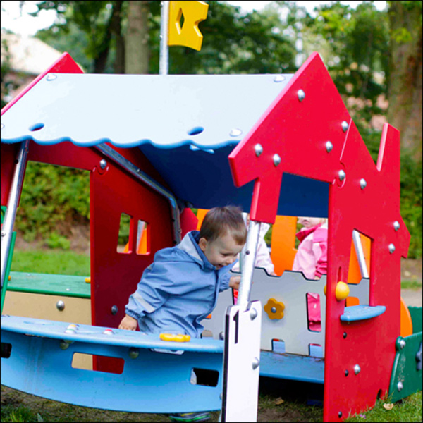 Toddler and pre school playground equipment